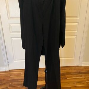 Black matching pants to the teenflo blazer